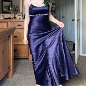 Blue-purple spaghetti-straps maxi evening dress